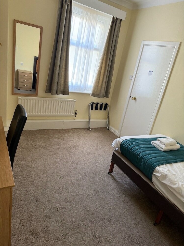 Фото Savoy Blackpool Hotel