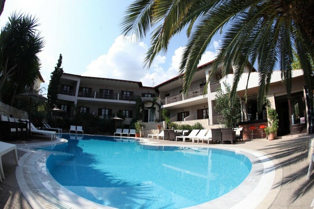 Фото Stamos Hotel