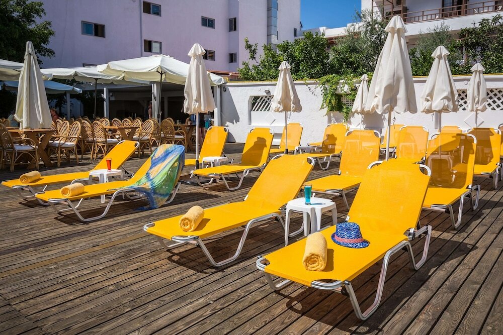 Фото Sergios Hotel