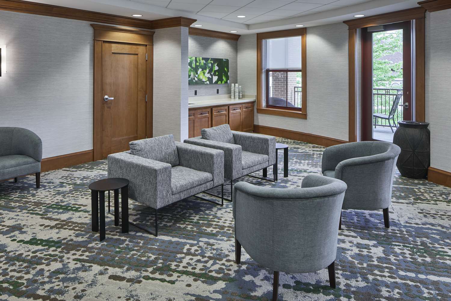 Фото Hampton Inn & Suites Saratoga Springs Downtown