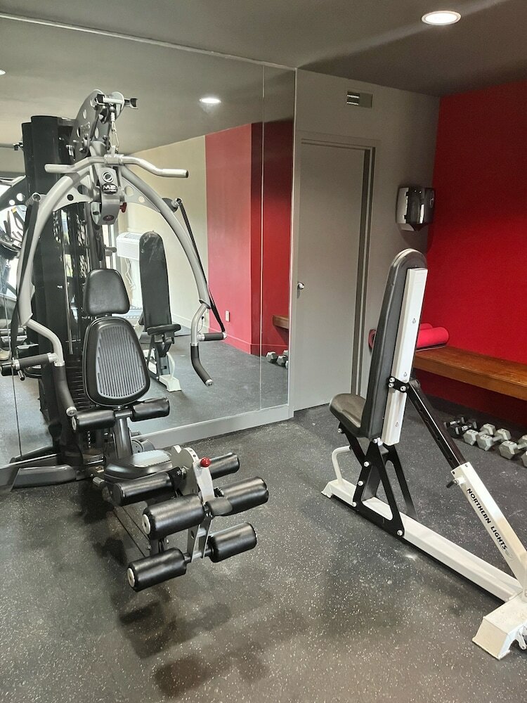 Фото Ramada by Wyndham Ottawa On The Rideau