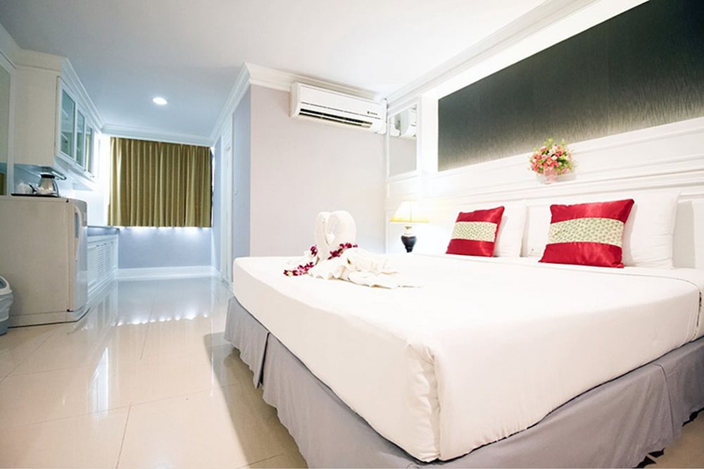 Фото Convenient Park Bangkok