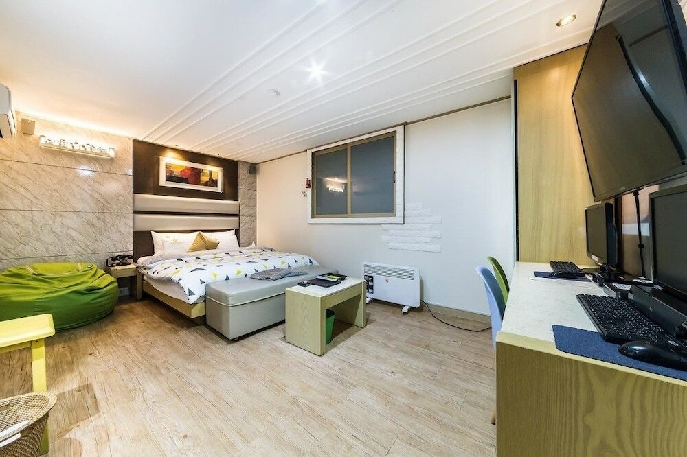 Фото Major Hotel