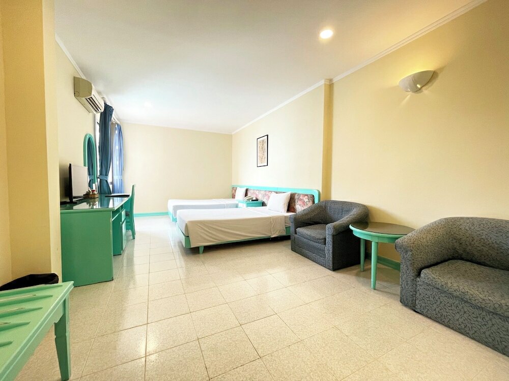 Фото Bat Dat Hotel