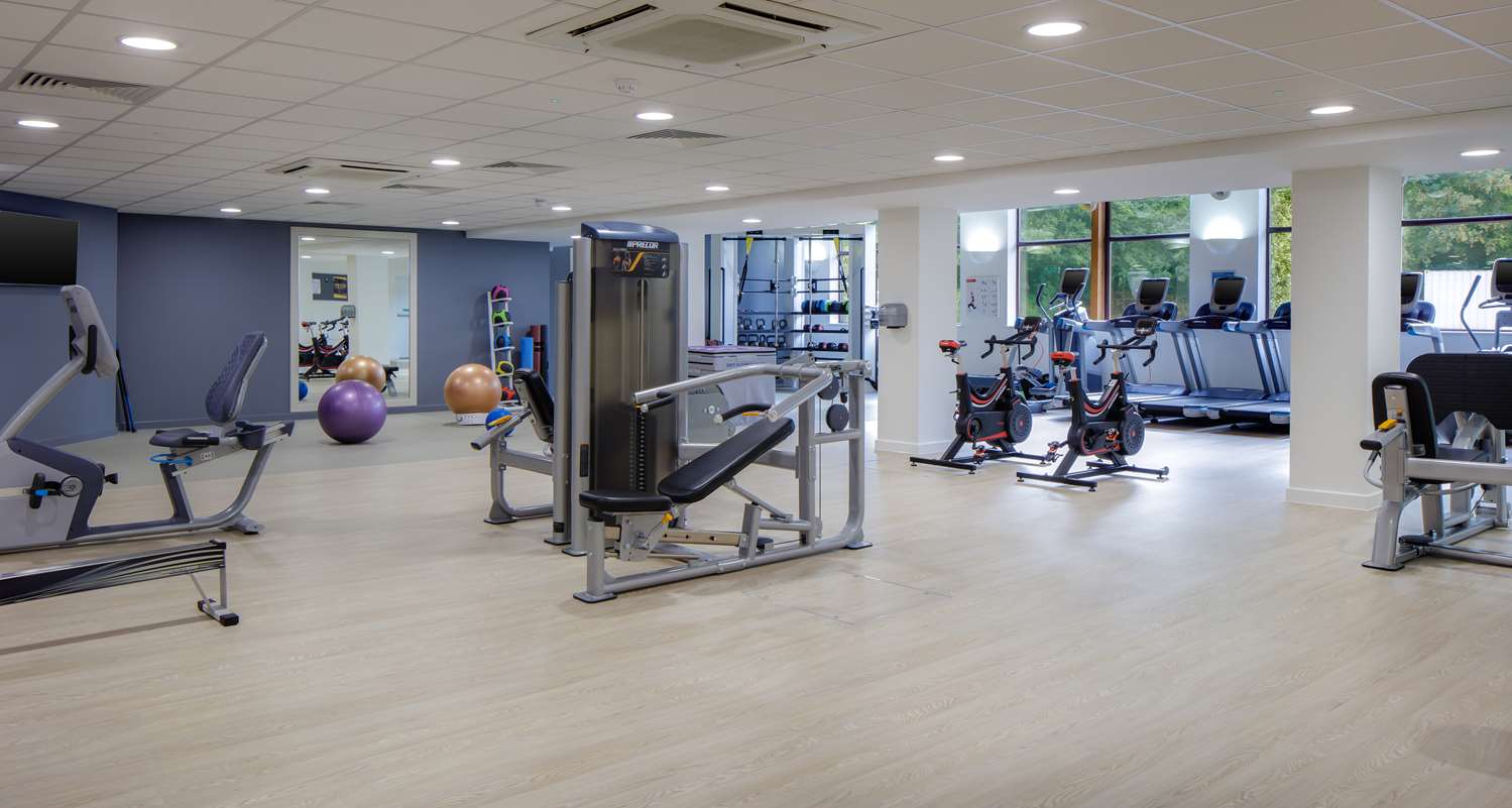 Фото Hilton London Watford