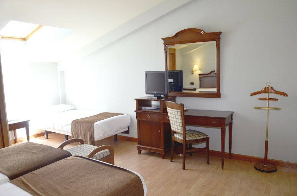 Фото Hotel Lasa Sport