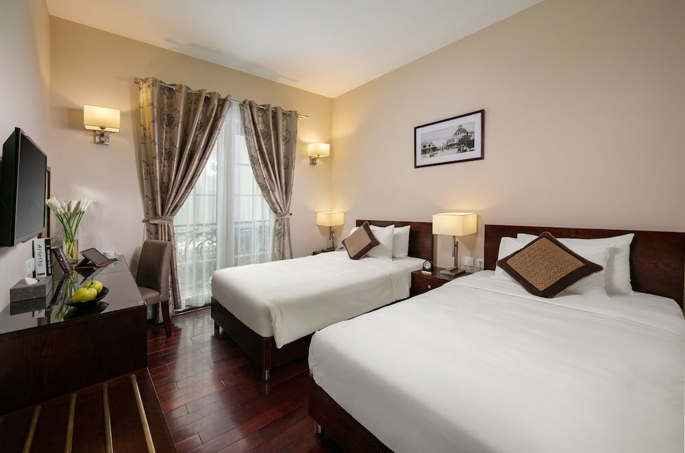 Фото Sunline Hotel