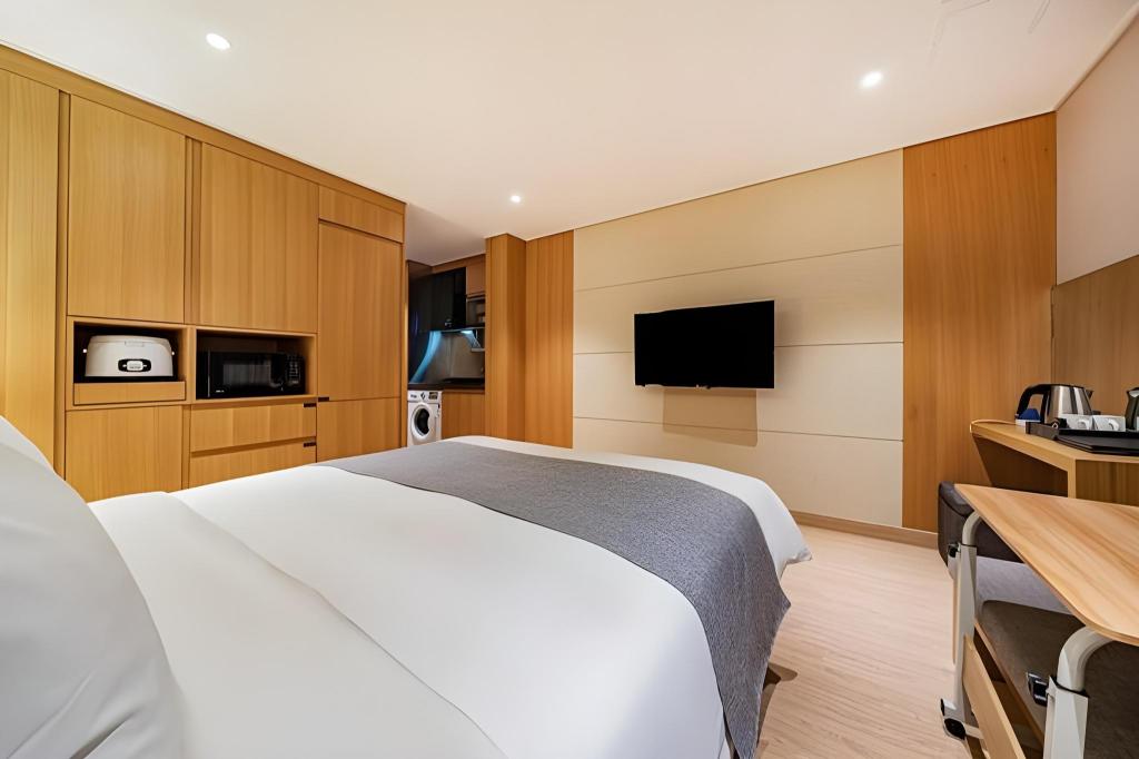 Фото R&b Business Hotel