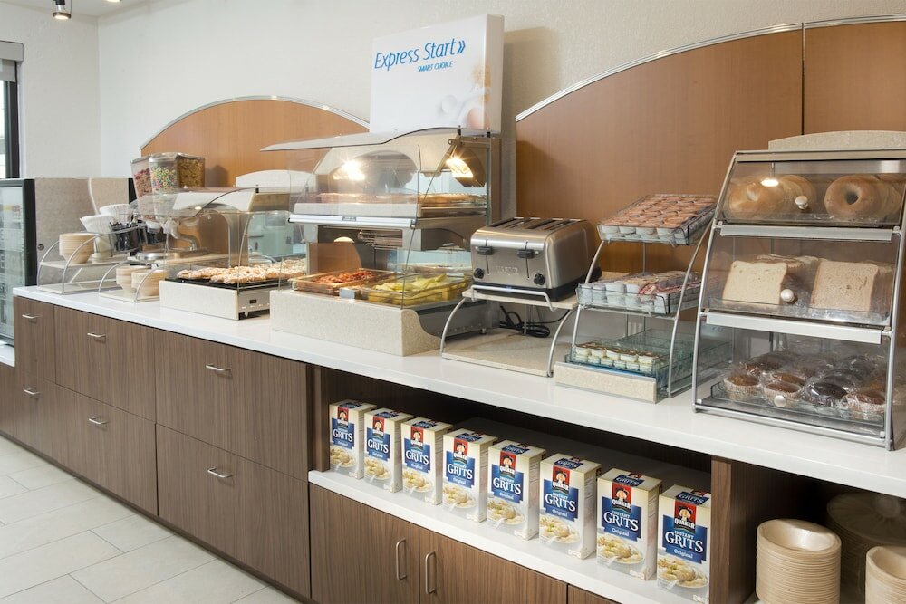 Фото Holiday Inn Express New Orleans Downtown, an Ihg Hotel