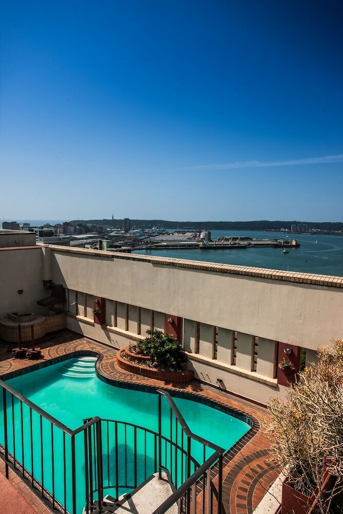 Фото The Royal Hotel by Coastland