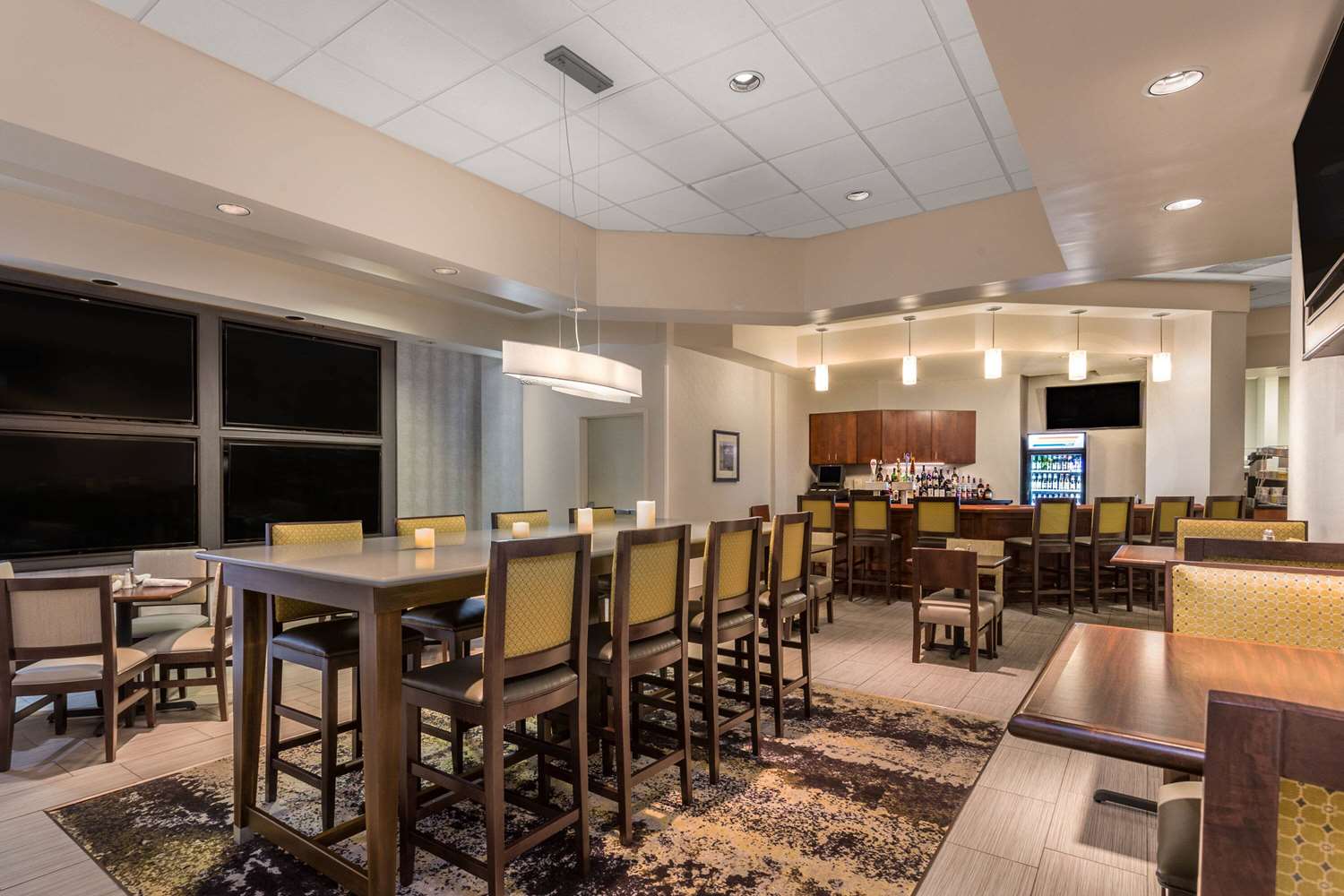 Фото Wyndham Garden Buffalo Downtown