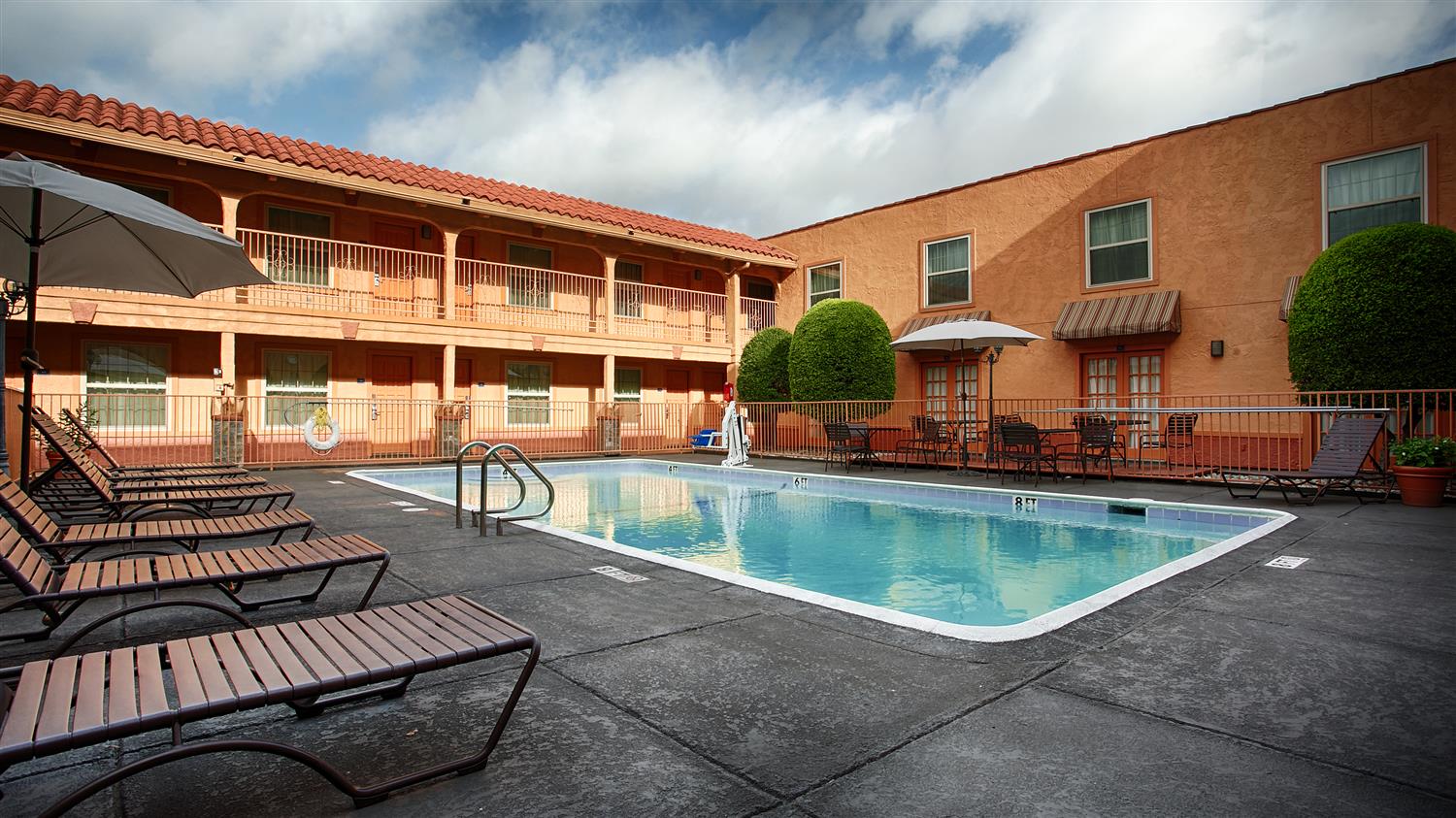 Фото Motel 6 Dallas, Tx – Downtown