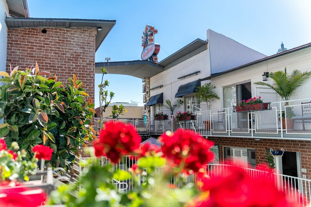 Фото Hollywood Downtowner