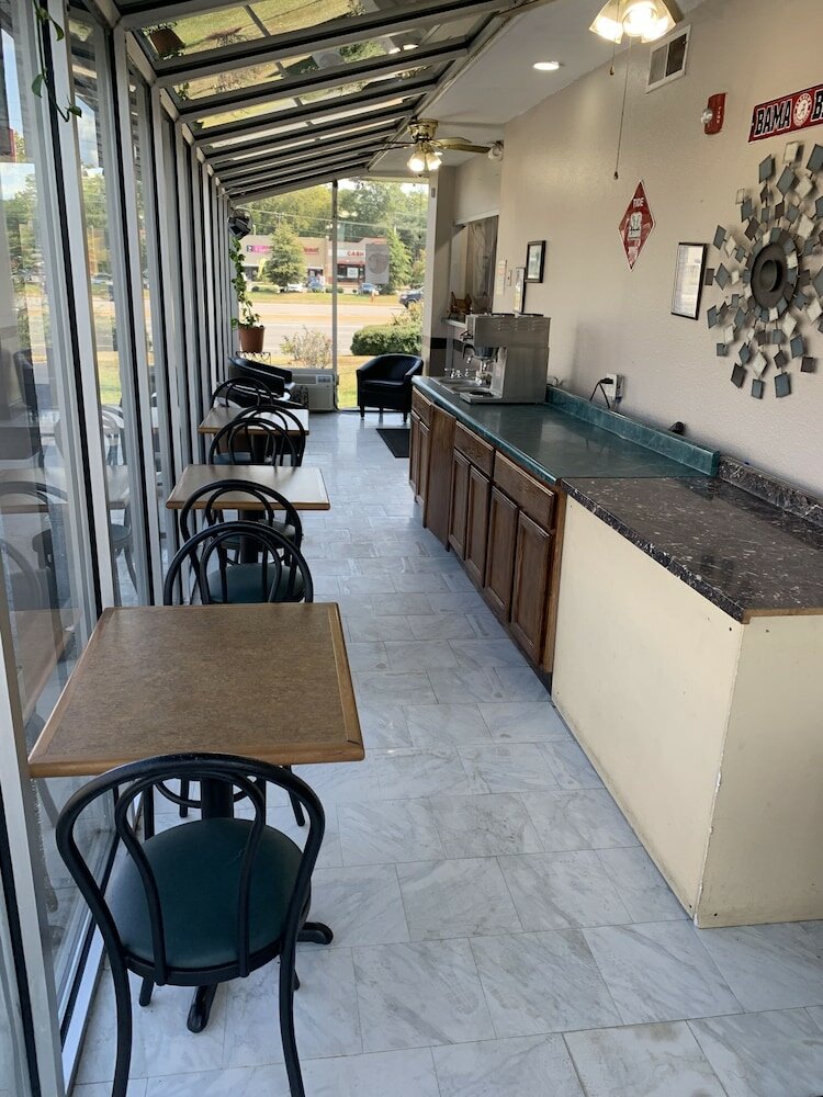 Фото Masters Inn Tuscaloosa