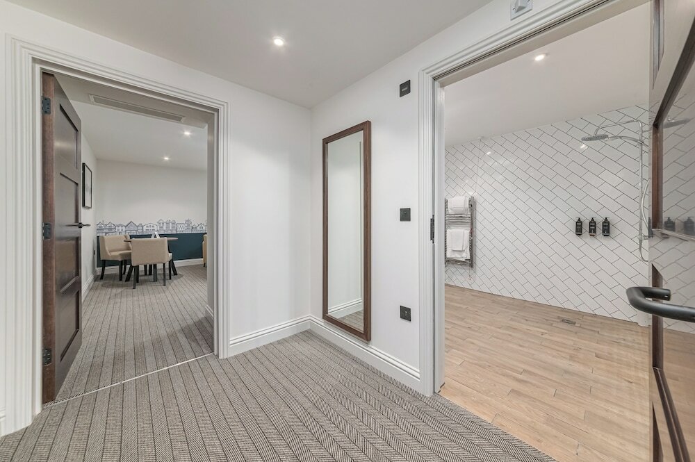 Фото Mercure Salisbury White Hart Hotel