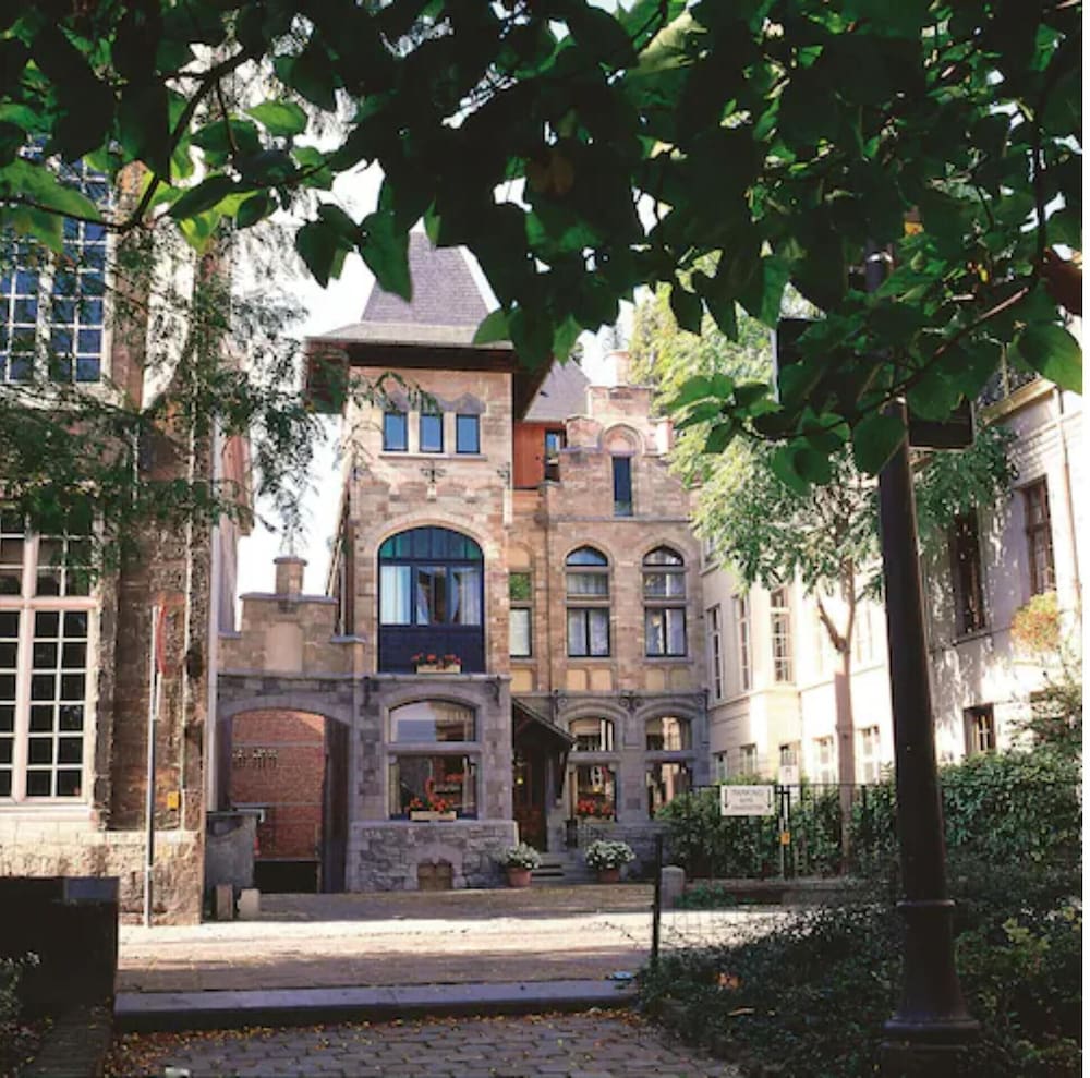 Фото отеля 3