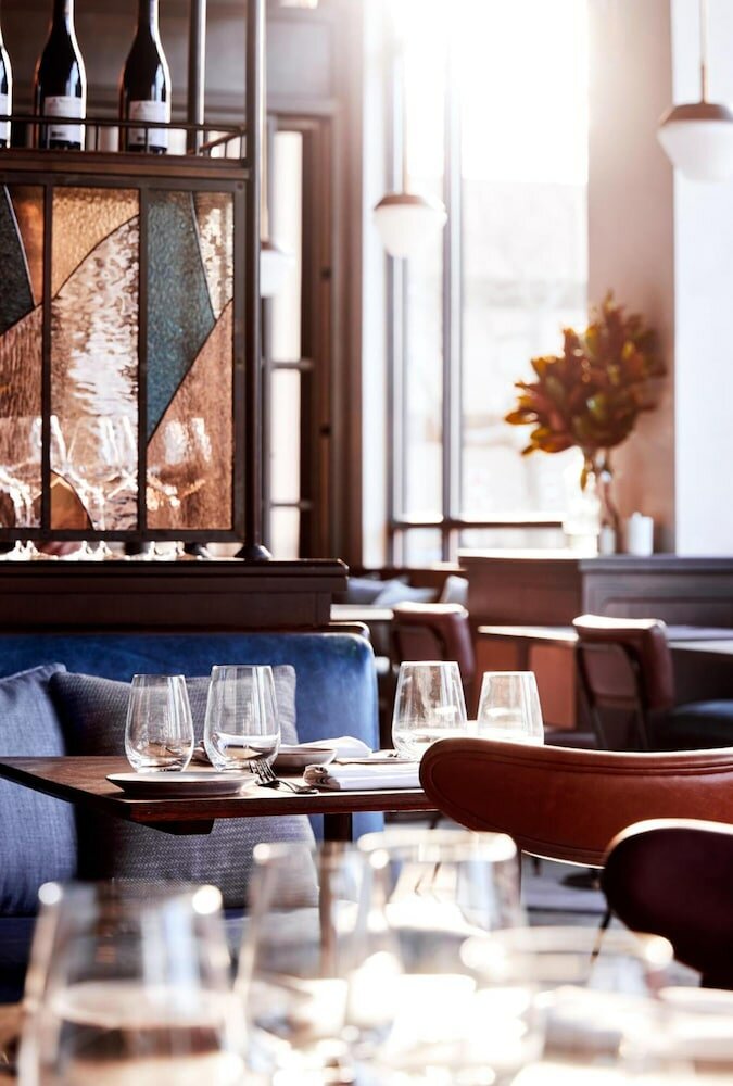 Фото The Blake Hotel