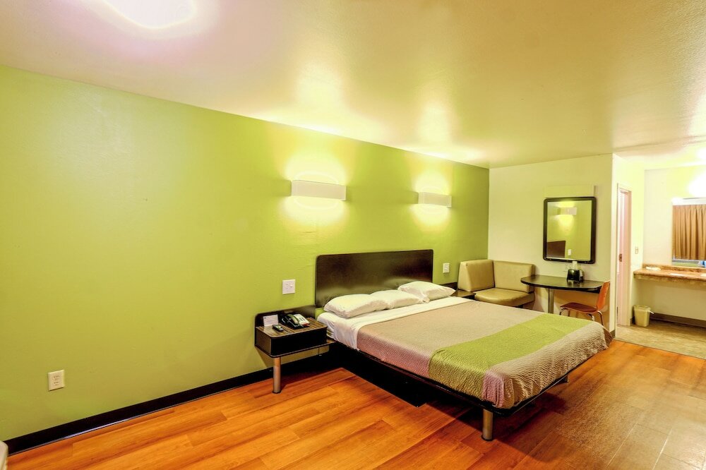 Фото Motel 6 Longview, Tx - North