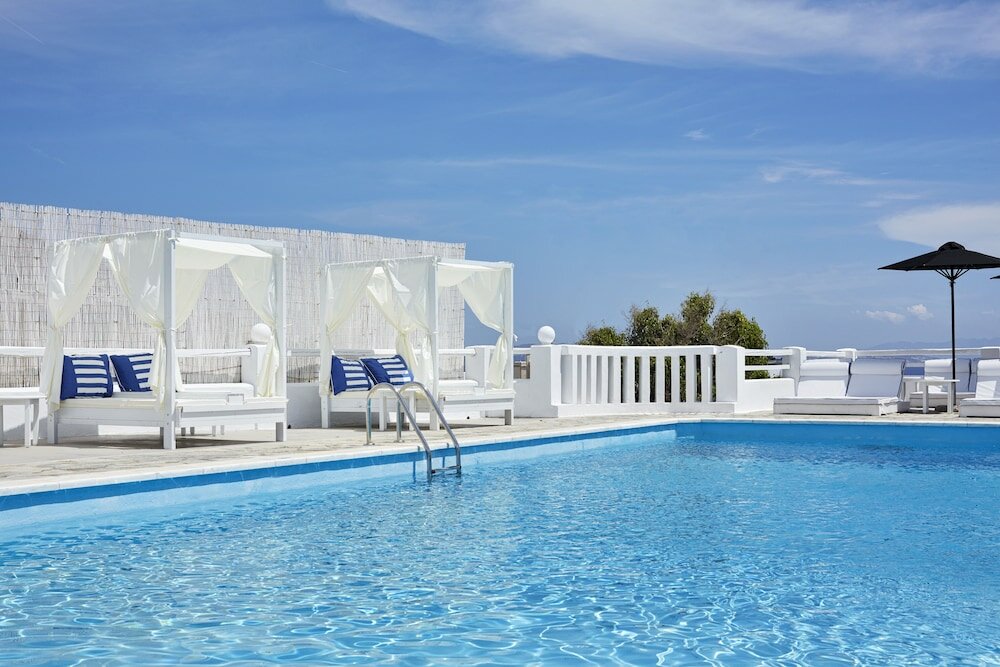 Фото Mr & Mrs White Tinos