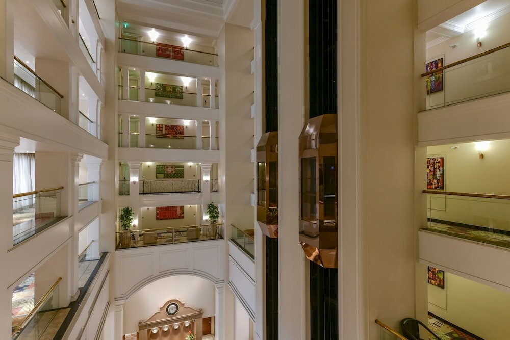 Фото Lemon Tree Premier The Atrium, Ahmedabad