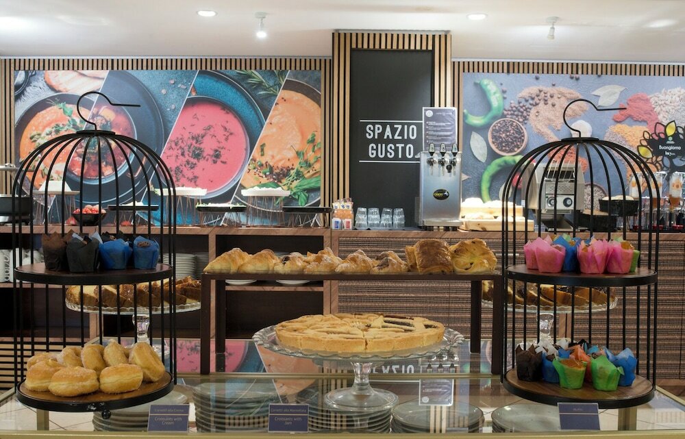 Фото Hotel The Brand