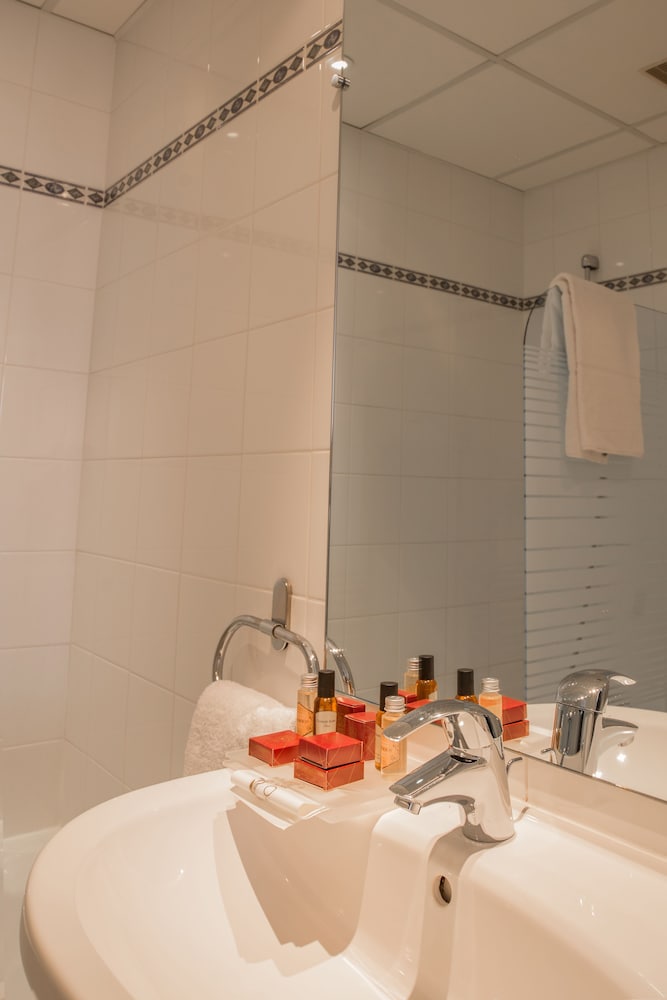 Фото Hotel De France