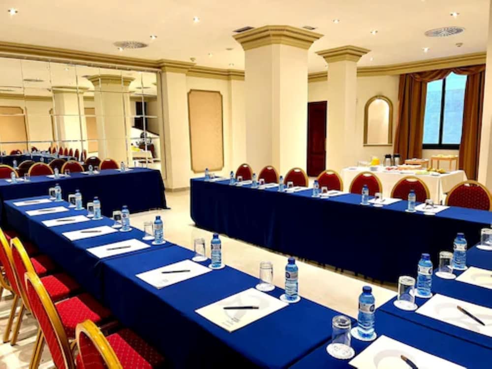 Фото Hotel Roger de Lluria