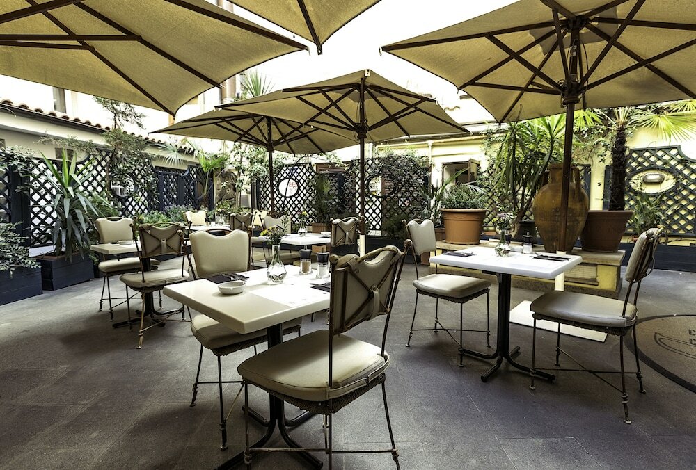 Фото Hotel Diplomatic