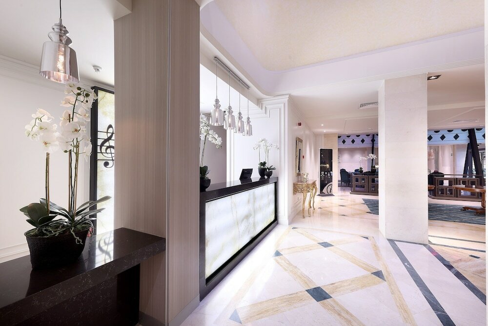 Фото Eurostars Casa de la Lírica