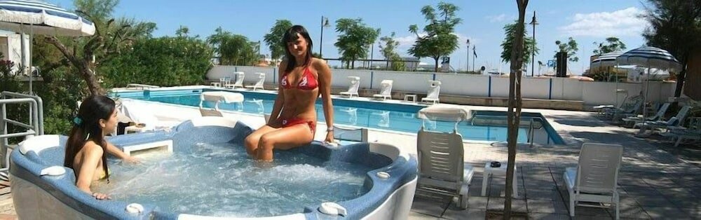 Фото Hotel Britannia