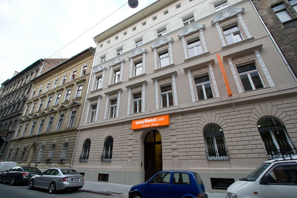 Фото EasyHotel Budapest Oktogon