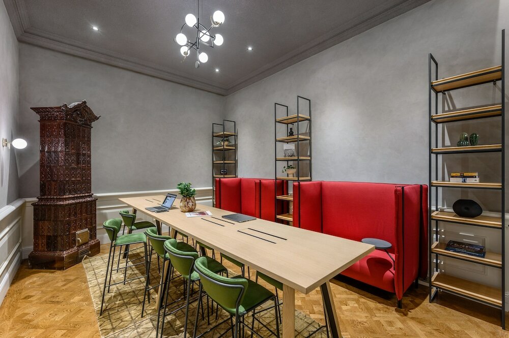 Фото Hotel Oktogon