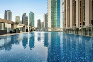 Гостиница Wyndham Grand Doha West Bay Beach