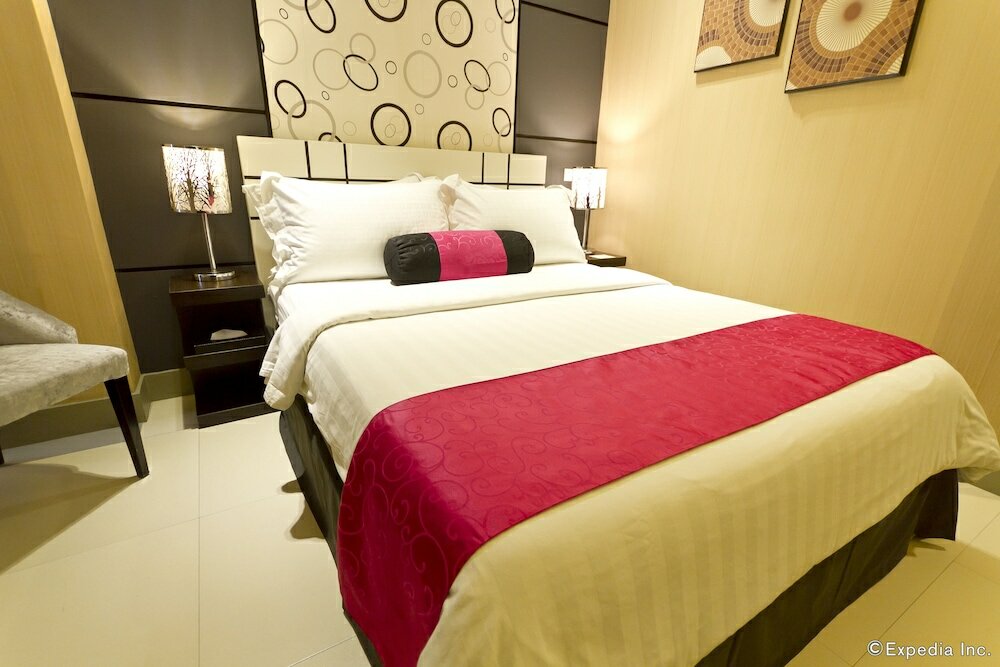 Фото Eloisa Royal Suites