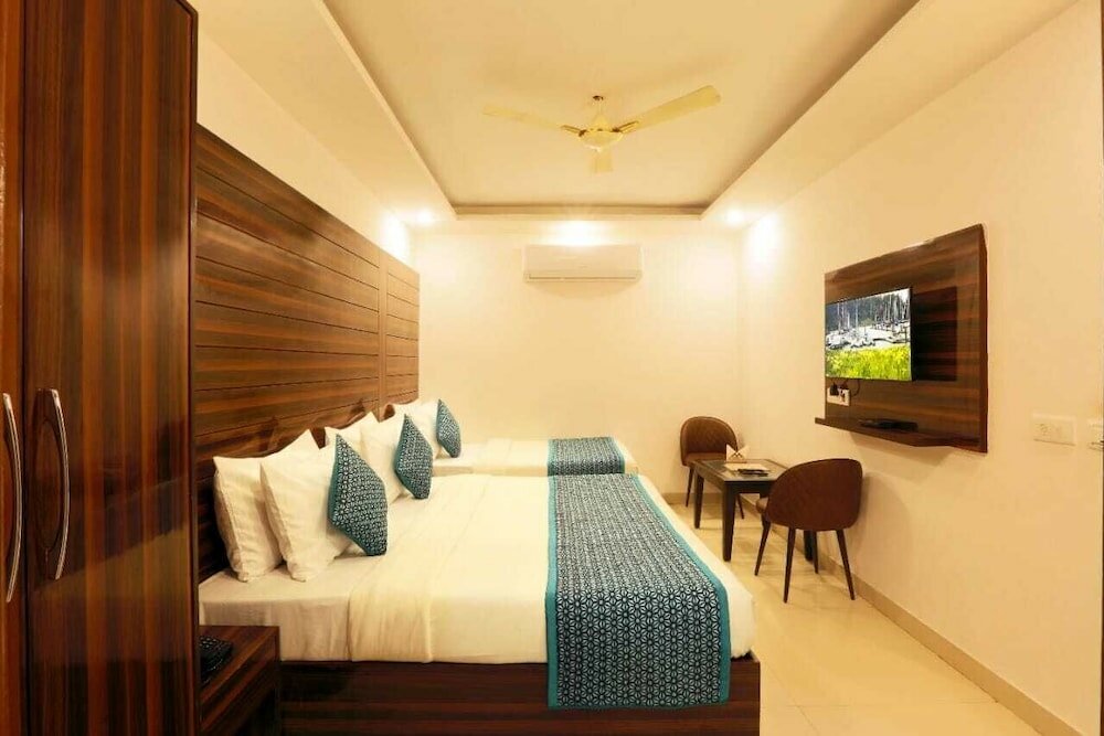 Фото Airport Hotel Chanakya