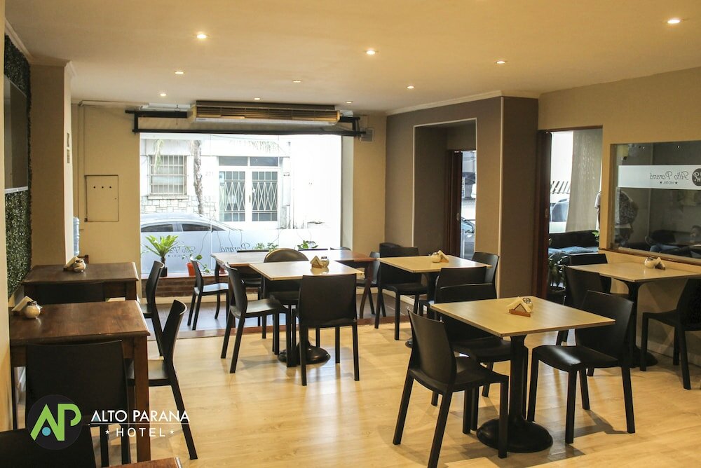 Фото Alto Parana Hotel