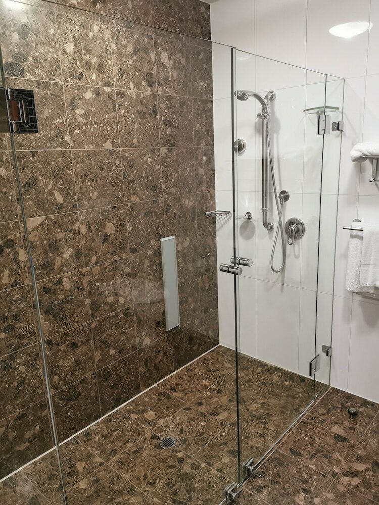 Фото Majestic Roof Garden Hotel