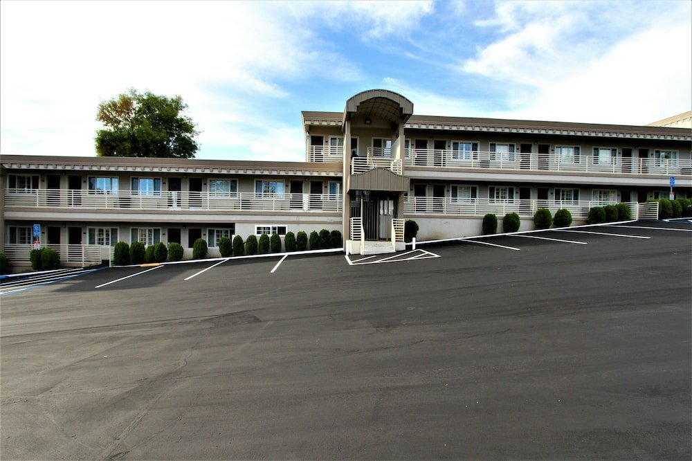 Фото Budget Inn of Hayward