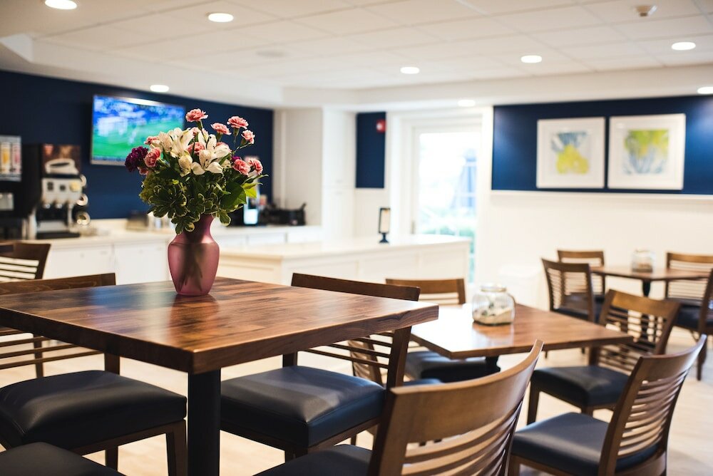 Фото The Circle Hotel Fairfield