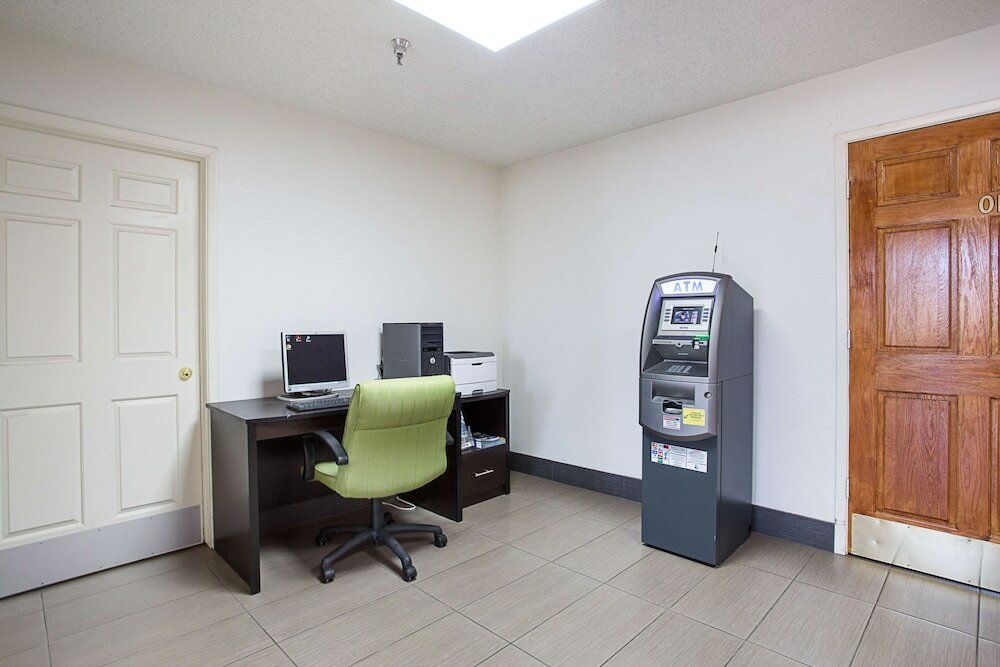 Фото Motel 6 Williams, Az - West - Grand Canyon