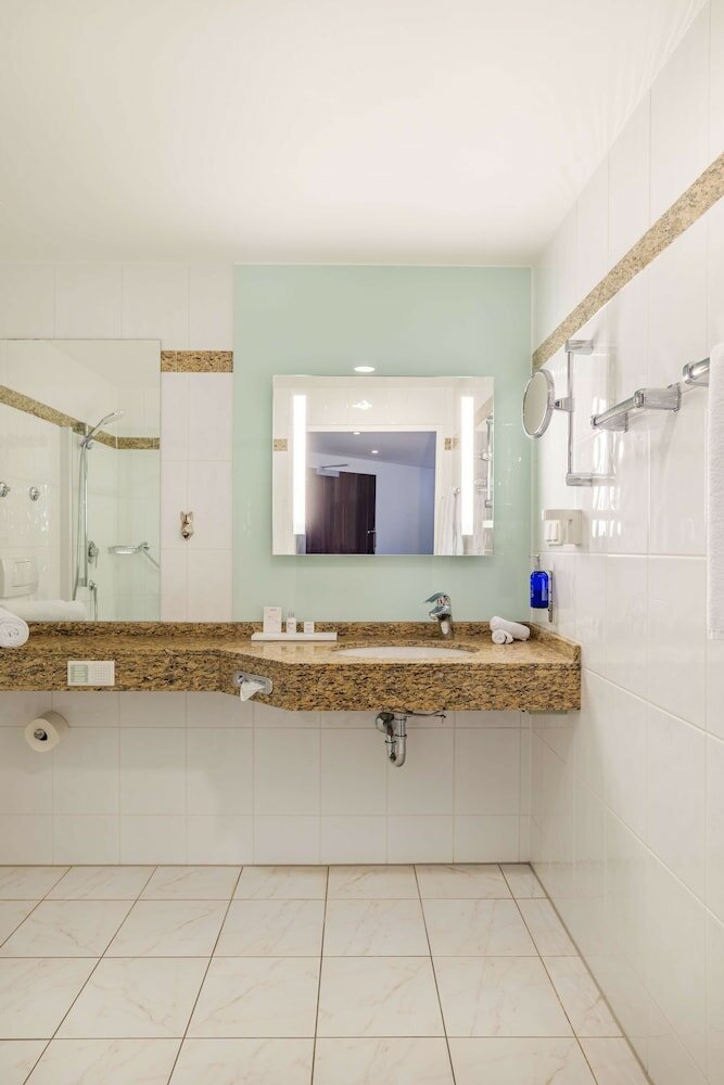 Фото Radisson Blu Hotel, Karlsruhe