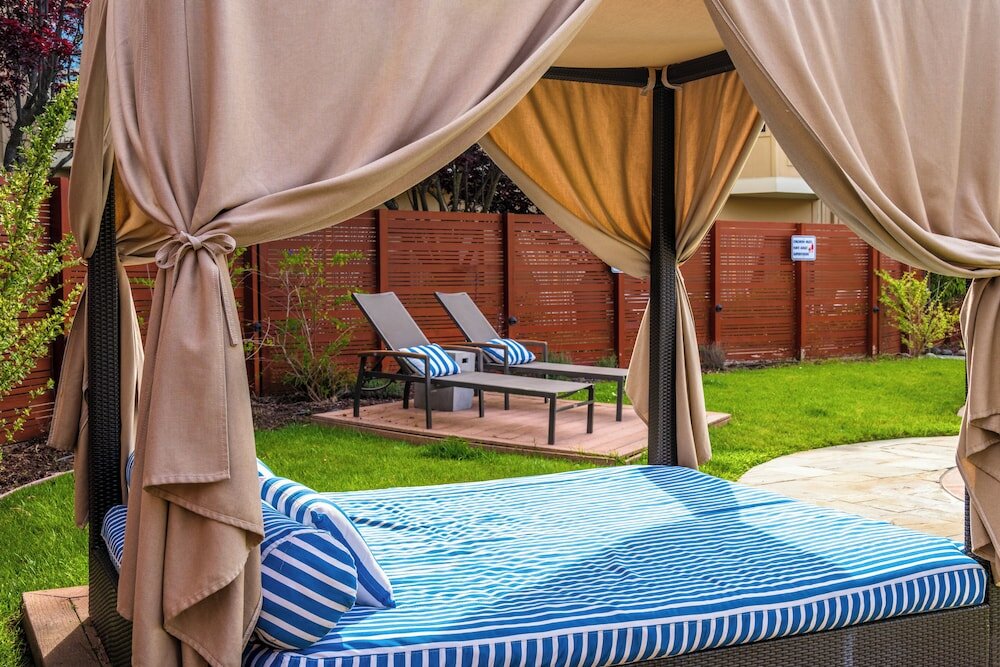 Фото The Lodge at Tiburon