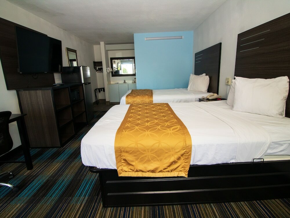 Фото Sweet Dream Inn University Park