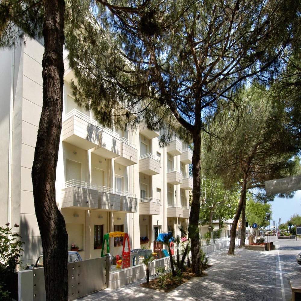 Фото Hotel Muccioli