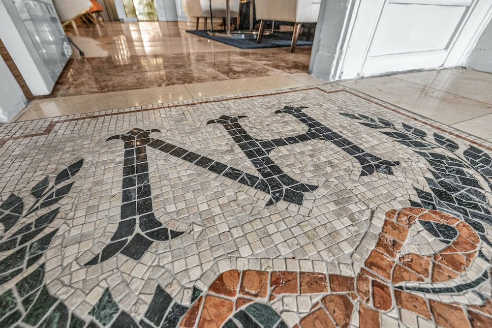 Фото Nob Hill Hotel