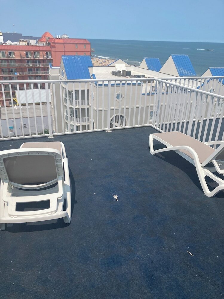 Фото Paradise Plaza Inn