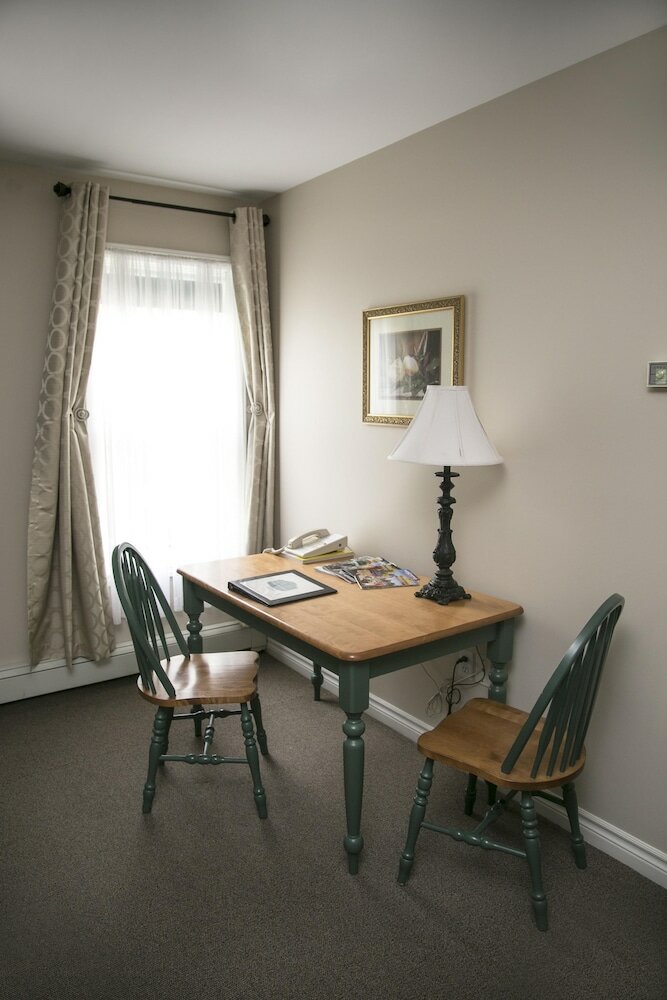 Фото The Harbour House