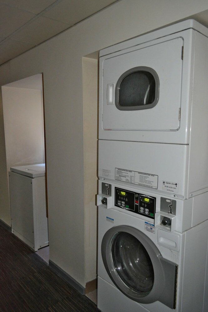 Фото City Edge on Elizabeth