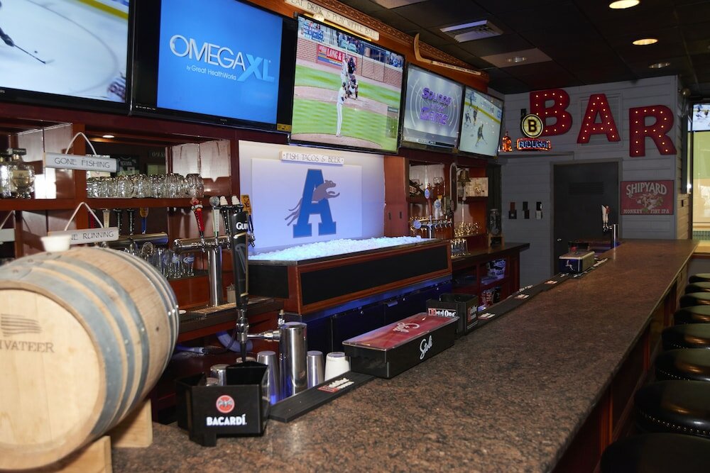 Фото Falmouth Inn