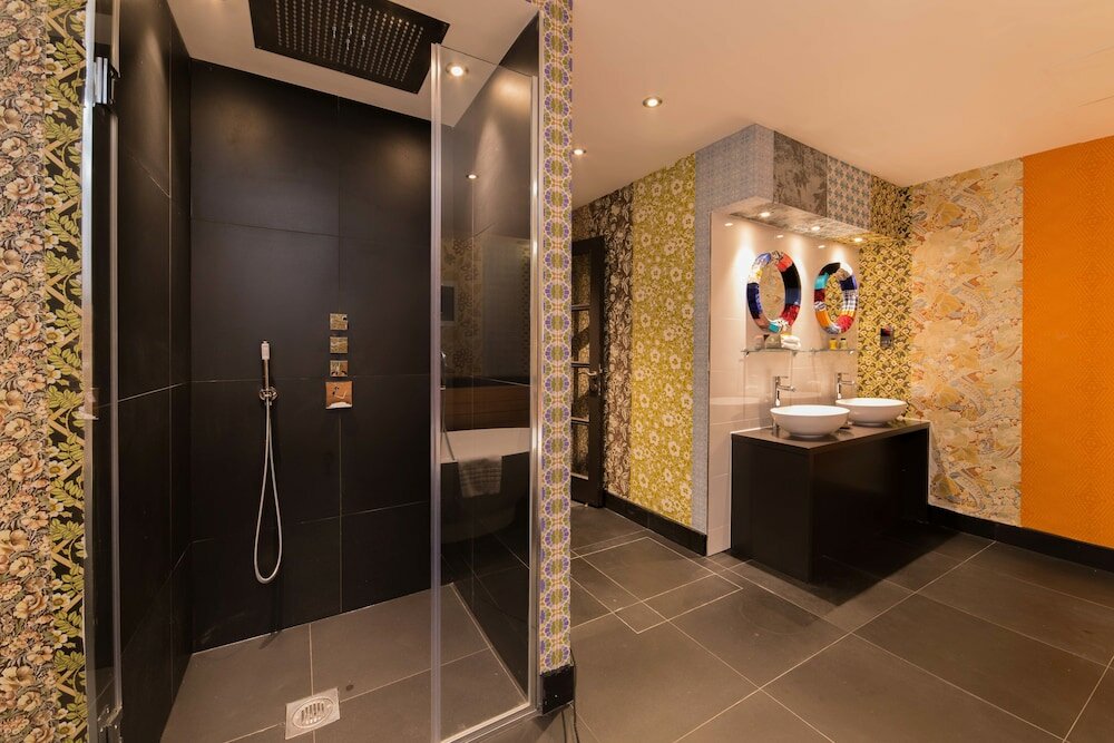 Фото The Exhibitionist Hotel